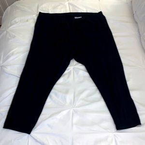 EUC Black Everyday Leggings